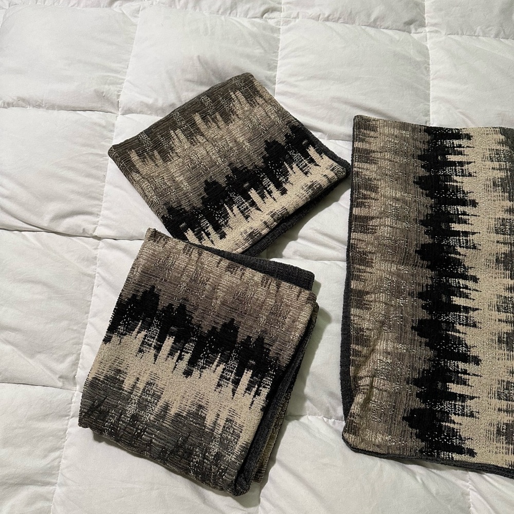 Set of Three Throw Decorative Pillow Cases 20x20in Pattern Tan Black Gray Zipper - Picture 4 of 6